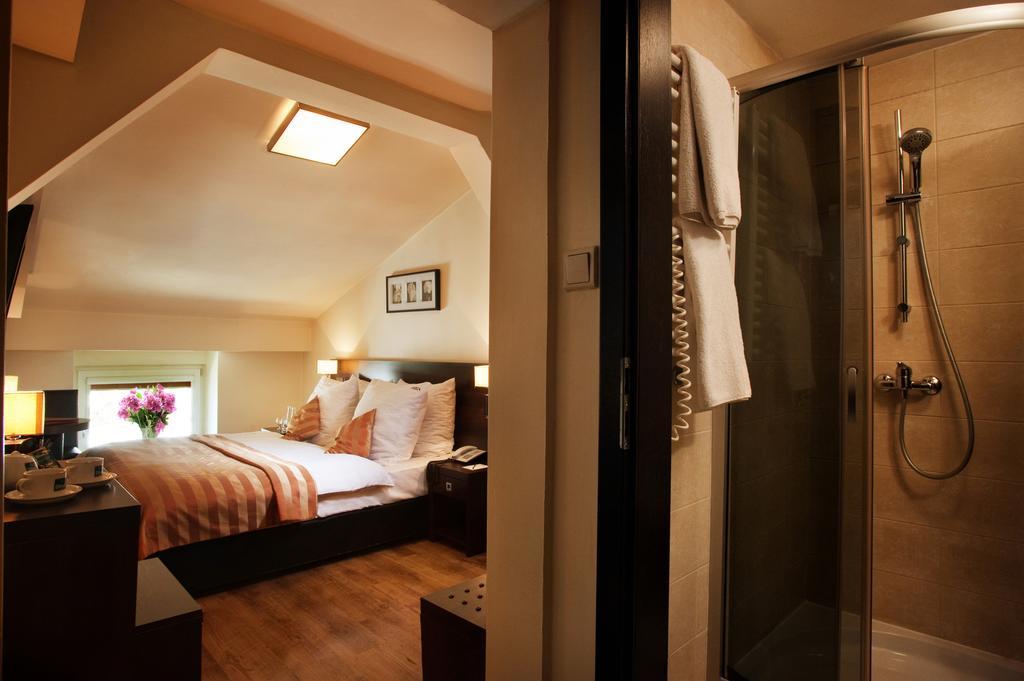 Single Room,112927947:JPEG